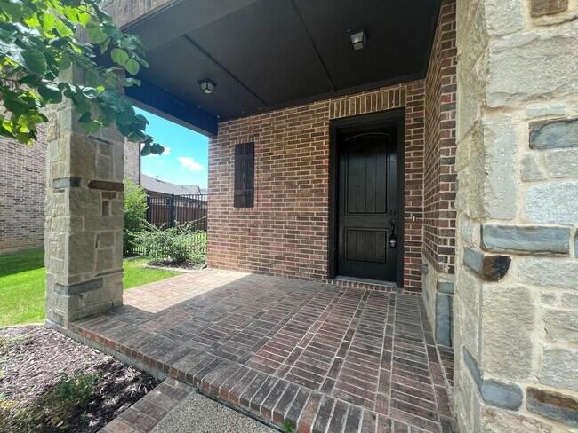 Building Photo - Fort Worth Texas Homes For Rent Viridian A...