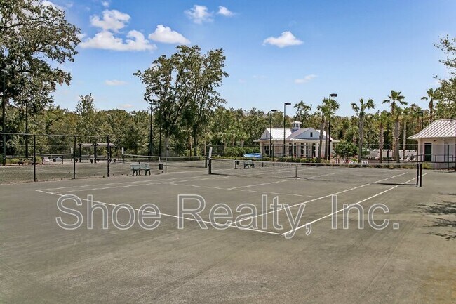 Building Photo - 4220 Plantation Oaks Blvd