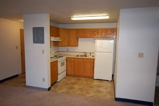 Building Photo - 1302 19 1/2 St S