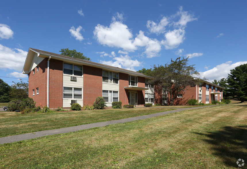 Primary Photo - Manor House Apartments