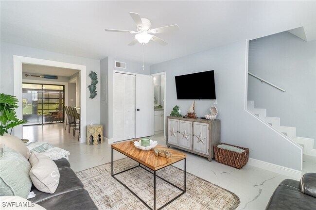 Primary Photo - 146 Clyburn Way W