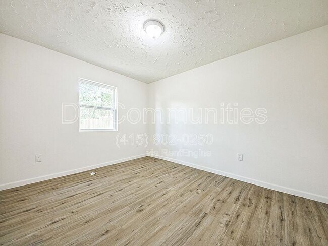 Building Photo - 5314 Straight Arrow Dr