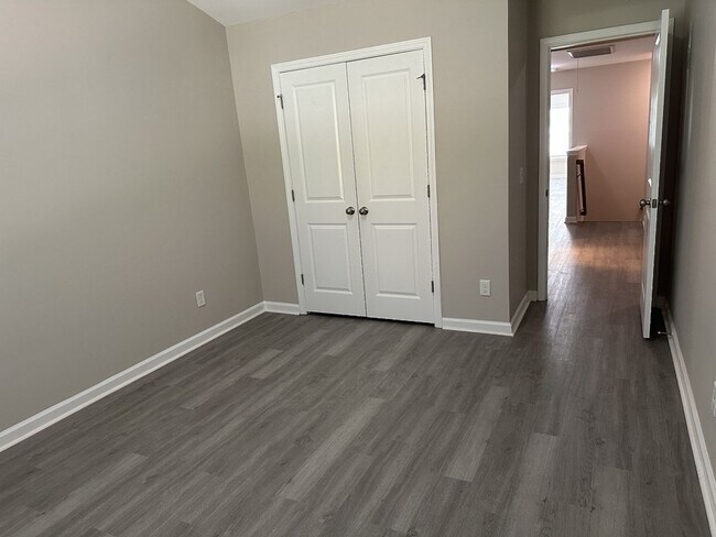 Building Photo - 48 Bellasera Wy