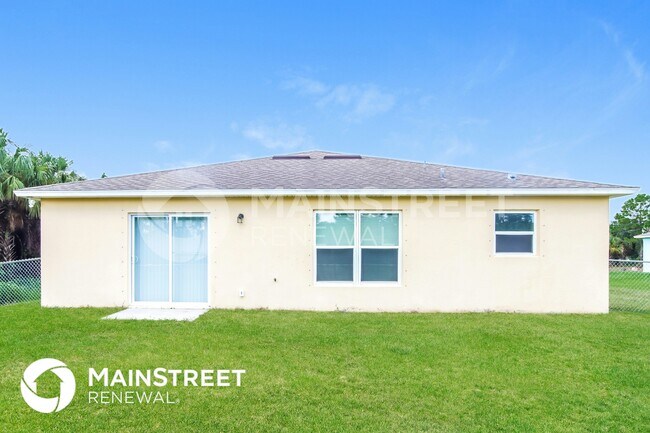 Building Photo - 3051 Fitzpatrick Ave