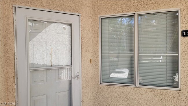 Building Photo - 3320 S Fort Apache Rd