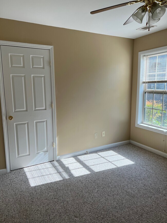 2nd Bedroom - 103 Horseshoe Springs Ct NE