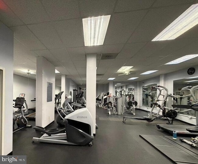 Building Photo - 5500 Friendship Blvd