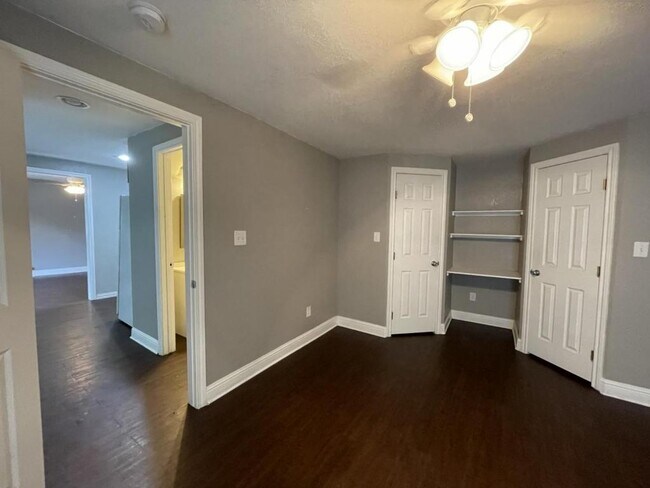 Building Photo - 2304 Washington Avenue Apt.