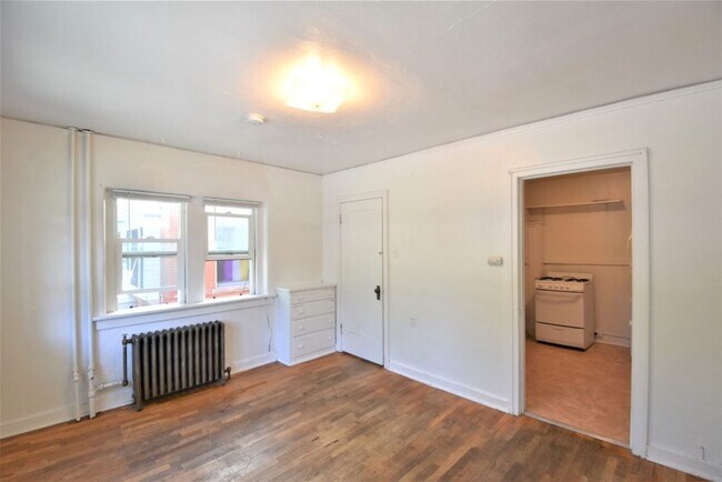 Building Photo - Available for August 2026 preleasing! Studio on the Hill