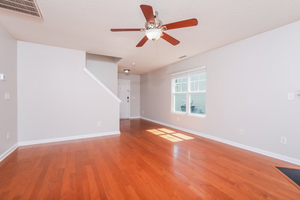 Building Photo - 63 Brookhaven Dr