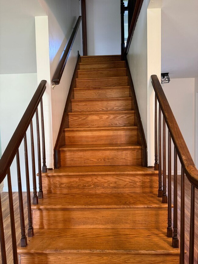 Building Photo - North Wilmington - 4 bedroom, 2.5 bath home in Chalfonte