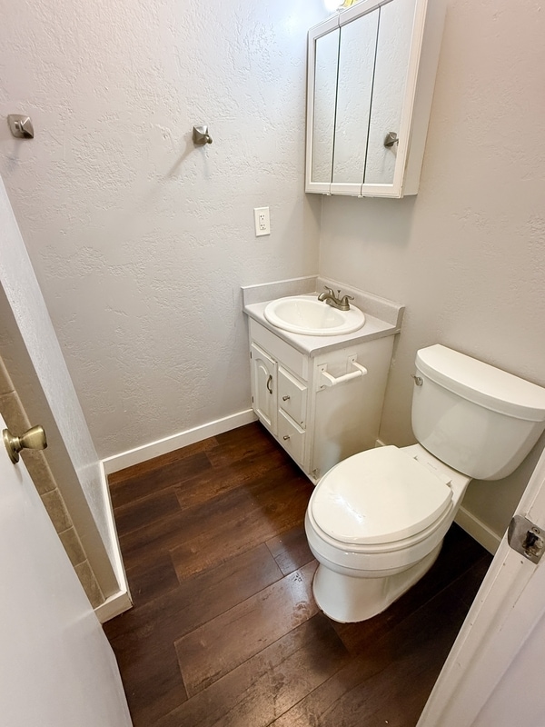 Building Photo - 7428 S 700 E