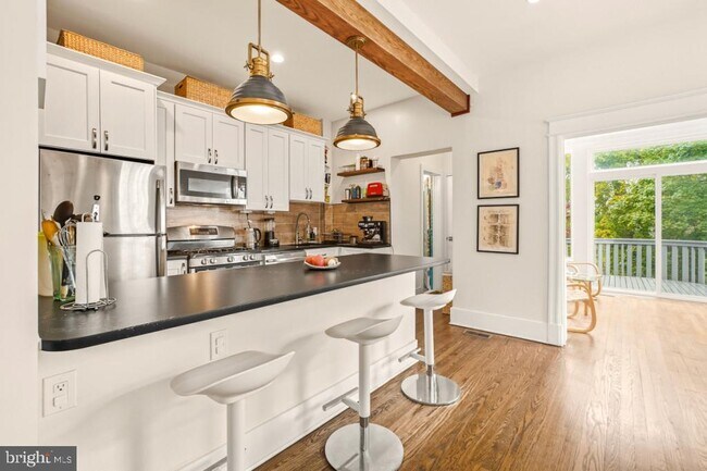 Building Photo - 3407 Ordway St NW