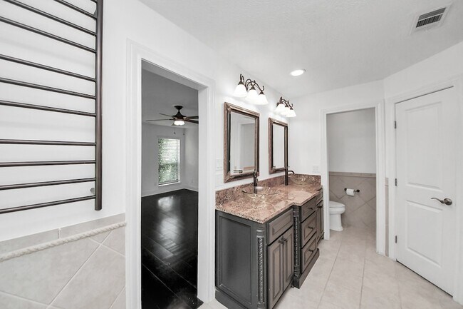 Building Photo - 4126 Pecan Bend Dr