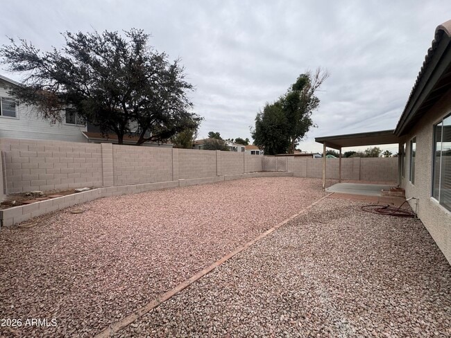 Building Photo - 14634 W Marcus Dr