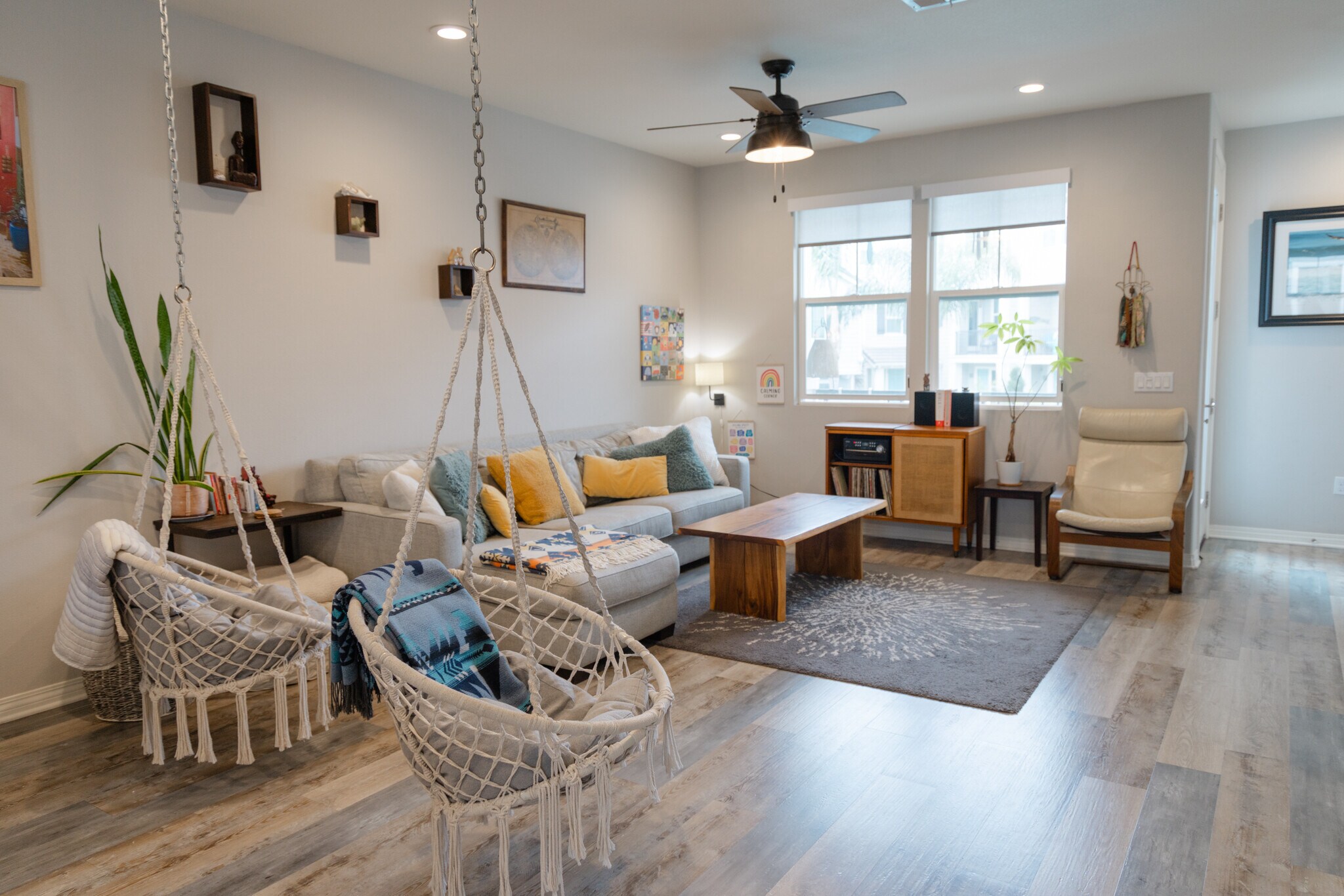 Building Photo - 505 Lark Way