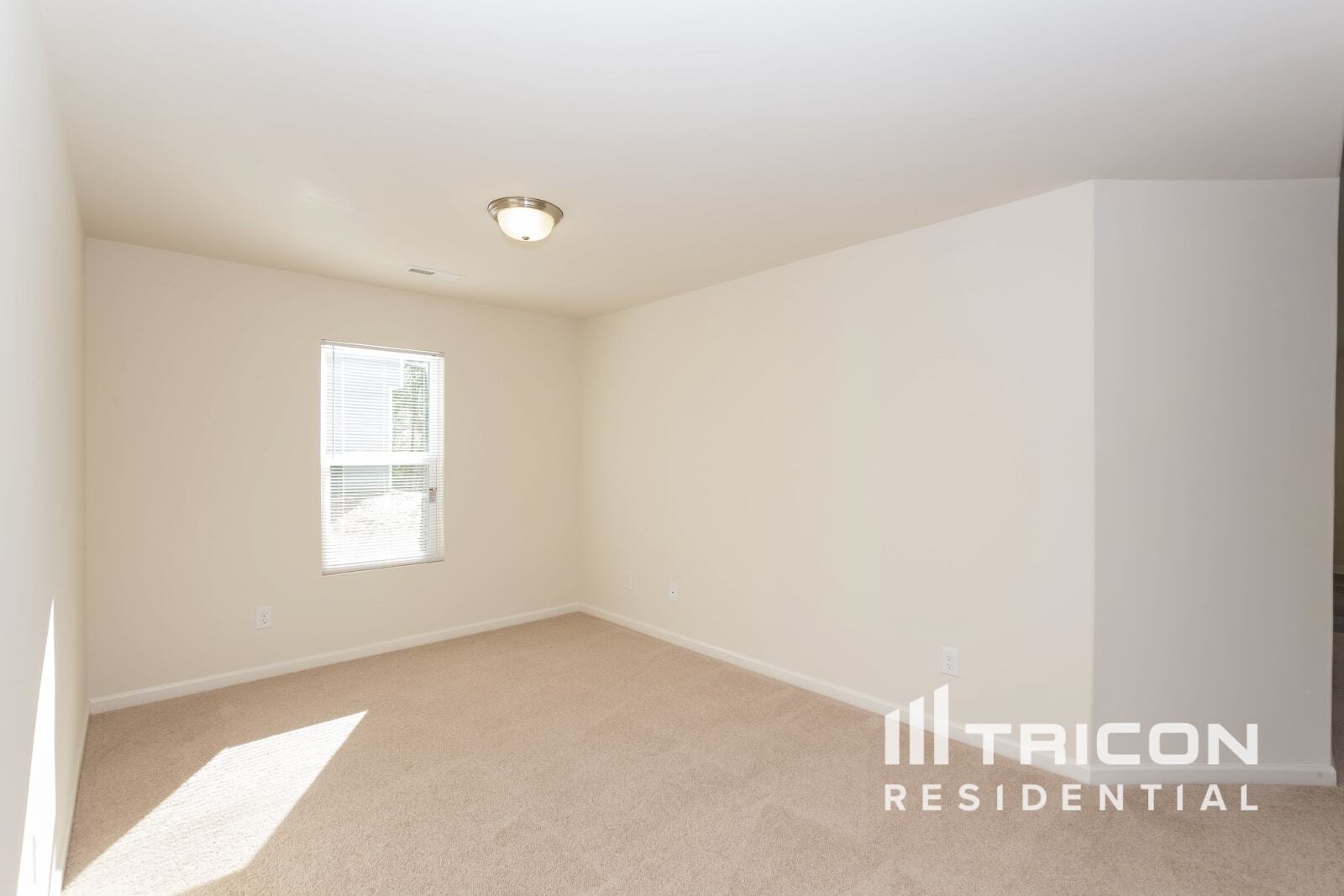 Building Photo - 322 Olde North Church Dr