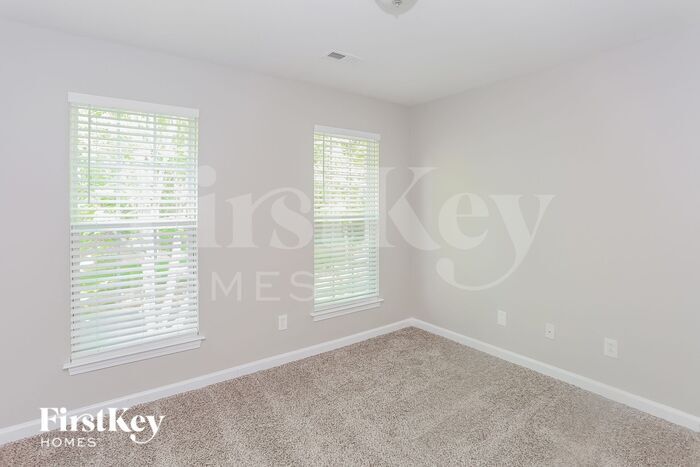 Building Photo - 10322 Meadow Crossing Ln