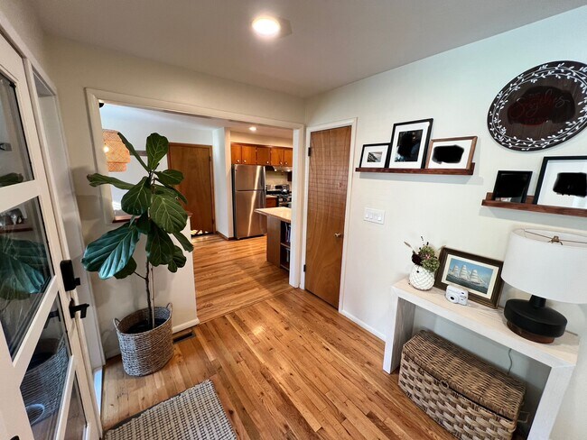 Building Photo - 2304 N 18th St