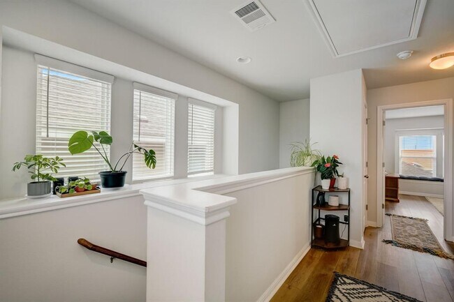 Building Photo - 18002 Malnati Dr