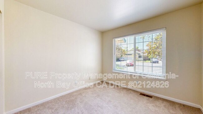 Building Photo - 2003 Jackrabbit Ct