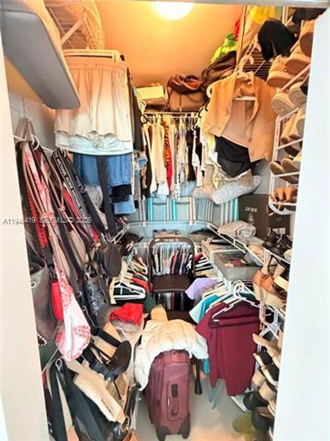 Building Photo - 31 SE 5th St