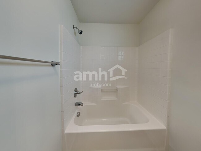 Building Photo - 3013 Corrona Ln