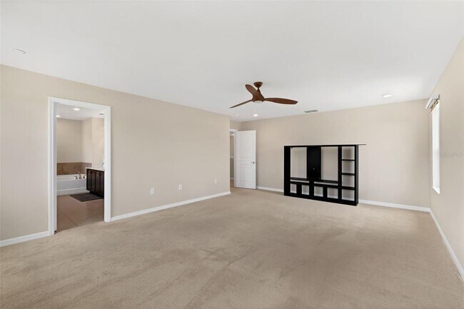 Building Photo - 12143 Sumter Dr