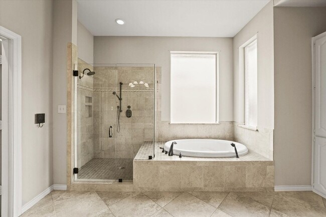 Building Photo - 4596 Adrian Way