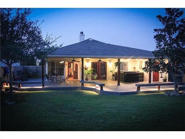 Building Photo - 304 Trophy Ct