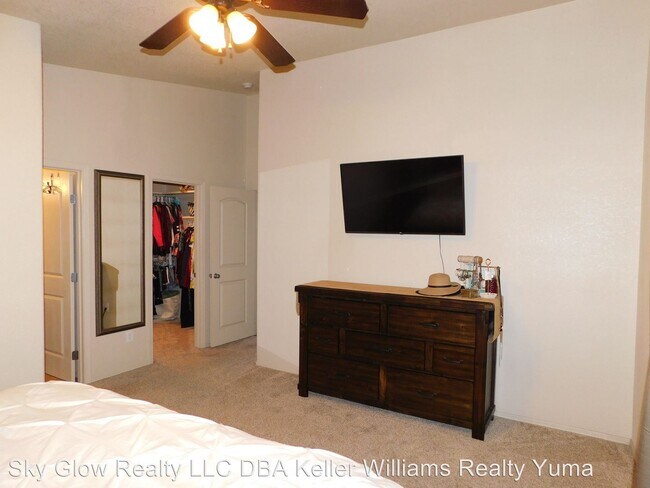 Building Photo - 4 br, 2 bath House - 6522 E. 33rd St