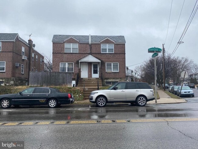 Primary Photo - 6434 Oxford Ave