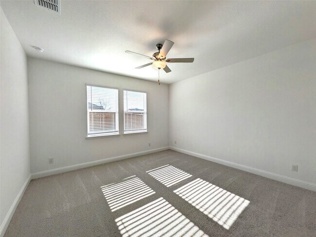 Building Photo - 1457 Ranchero Rodeo Rd