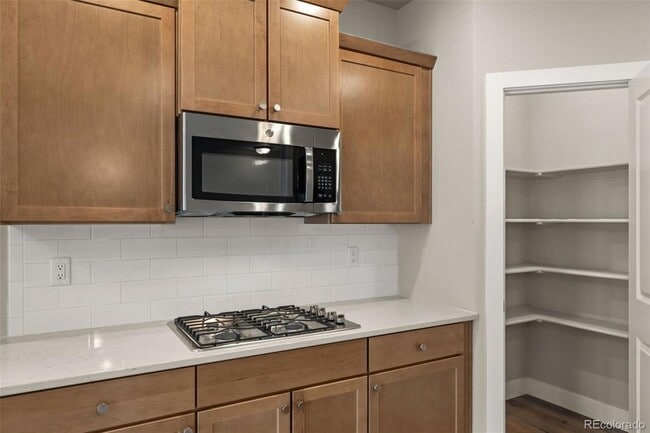 Building Photo - 16353 Cattle Crk Ct