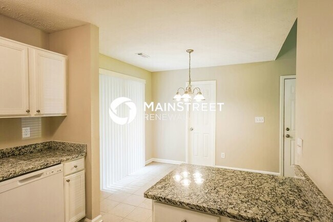 Building Photo - 3 Bedroom Pet-Friendly Home in UNION CITY, GA with Main Street Renewal