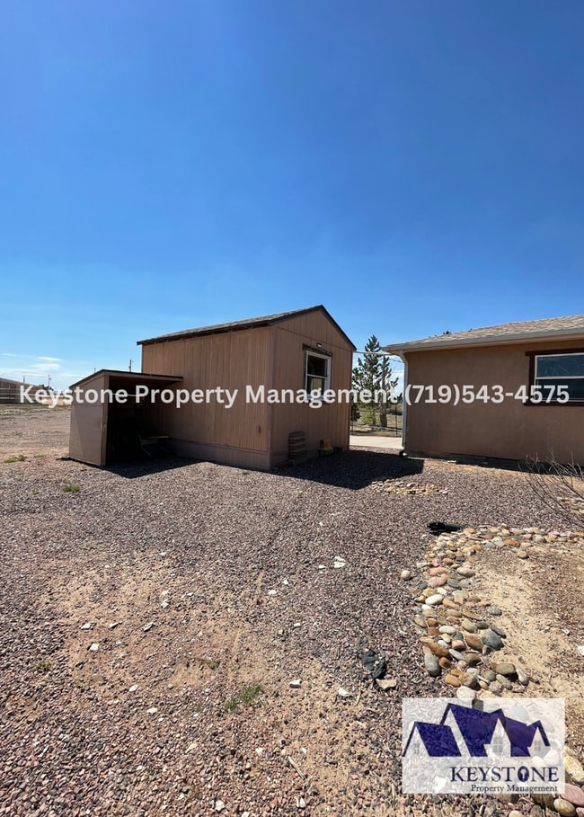 Building Photo - Horse Property with Corrals/Stables - Home...