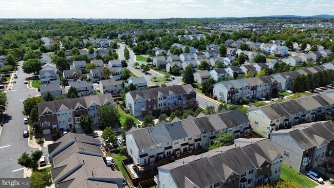 Building Photo - 6719 Emmanuel Ct