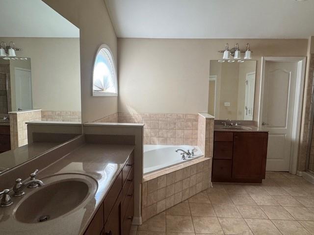 Building Photo - 2065 Manor View