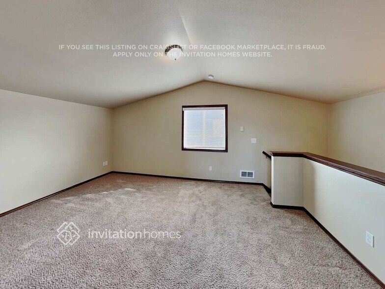 Building Photo - 4822 145th Pl NE