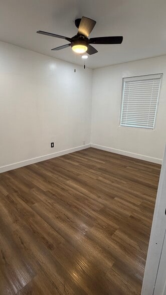 Building Photo - 6506 Regent St