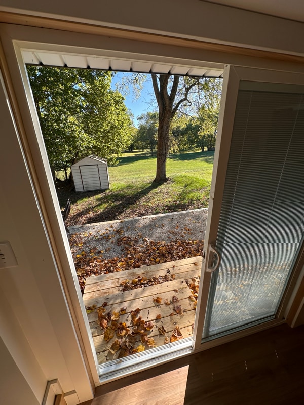 Building Photo - 564 Cooper Ave