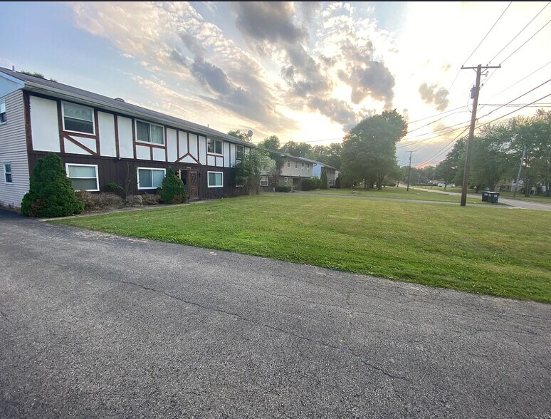 Building Photo - 3996 S Schenley Ave