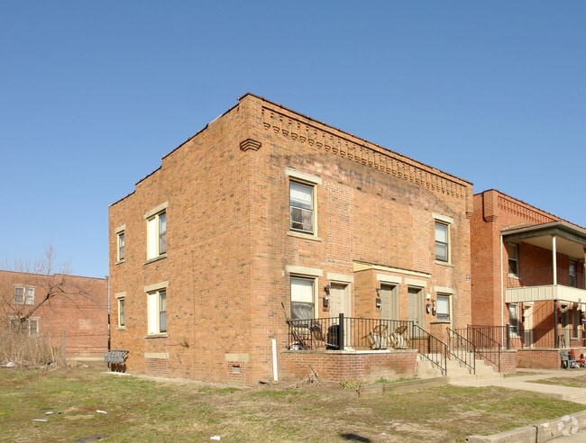 Building Photo - 1441-1445 N 5th St