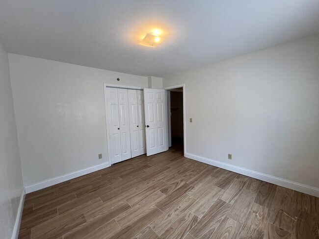 Building Photo - 428 Kays Ln