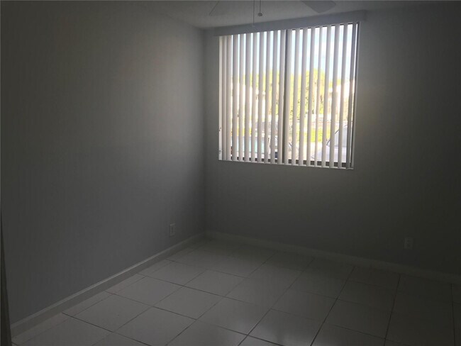 Building Photo - 9576 SW 1st Ct