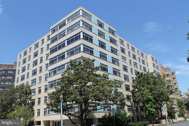 Building Photo - 2401 H St NW