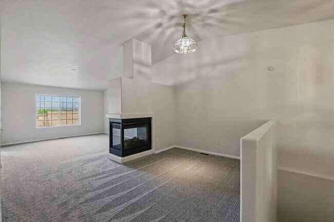 Building Photo - Available Now 3 Bed 3 Bath 2 Car Garage To...