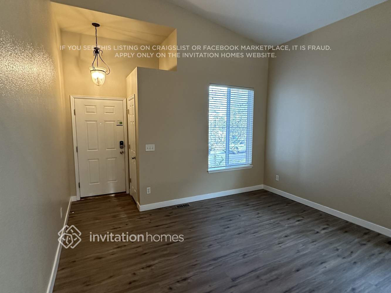 Building Photo - 10671 Cherrybrook Cir