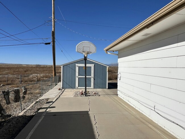 Building Photo - 3147 Skyview Ave