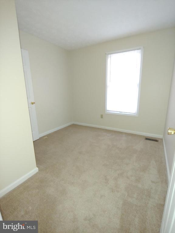Building Photo - 2134 Commissary Cir